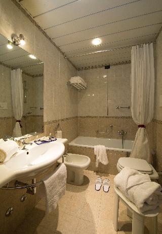 Milano Re Hotel, Milan