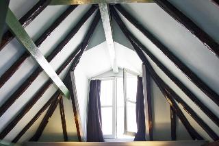 International Hotel, Amsterdam and vicinity