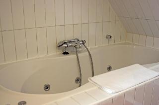 International Hotel, Amsterdam and vicinity