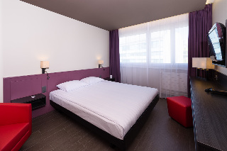 Room
 di Les Nations