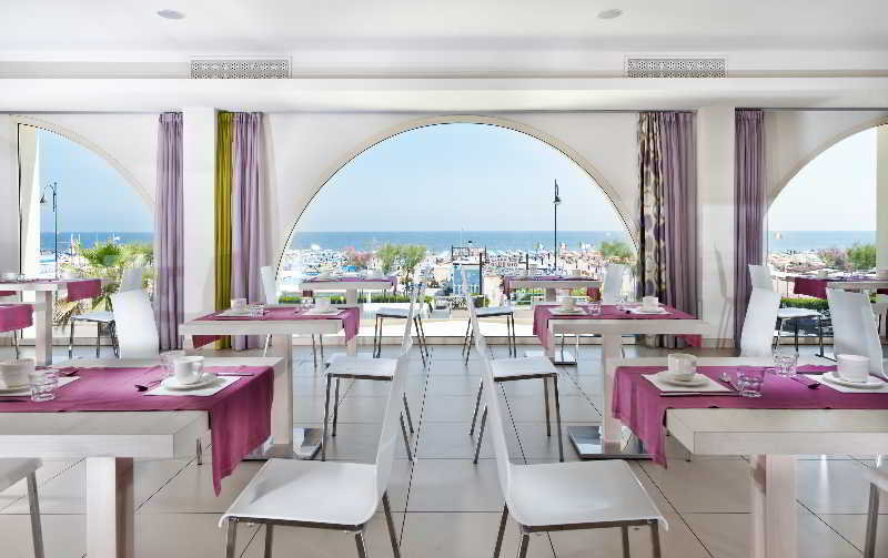 Yes Hotel Touring, Rimini