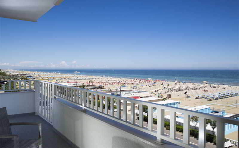 Yes Hotel Touring, Rimini