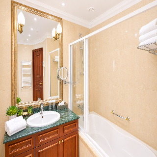 Crystal Palace Boutique Hotel