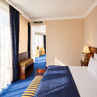 Crystal Palace Boutique Hotel