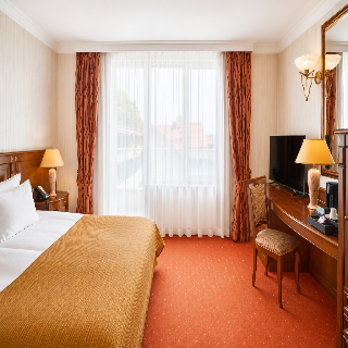 Crystal Palace Boutique Hotel