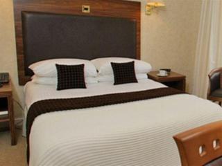 New County Hotel, Perth