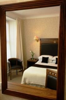 Room
 di New County Hotel