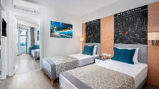 Family Connecting Room