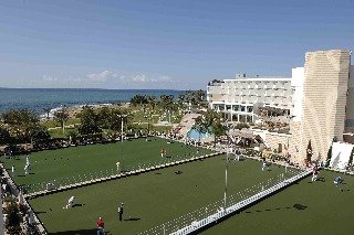 Sports and Entertainment
 di Constantinou Bros Athena Beach Hotel