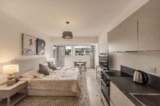 Room Room