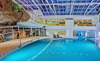 Pool
 di Grand Hotel Portoroz