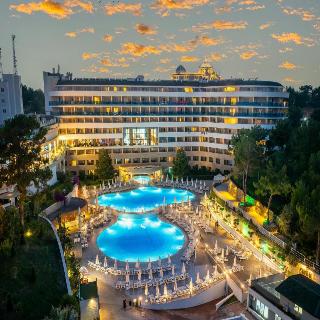 A Good Life Utopia Family Resort