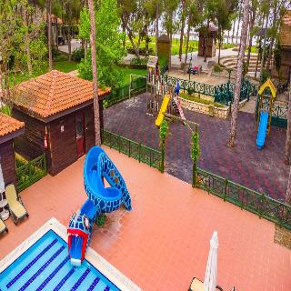 Champion Holiday Village