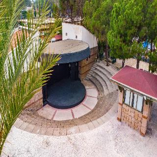 Champion Holiday Village