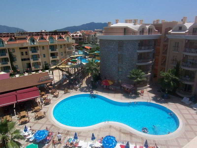Green Valley Apart
