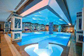 Pool
 di Kamelya World Selin