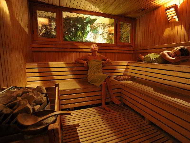 Sports and Entertainment
 di Akka Hotel Claros