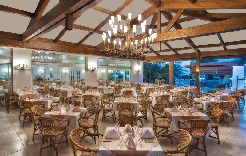 Restaurant
 di Akka Hotel Claros