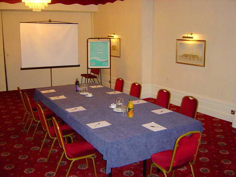 Conferences
 di New County