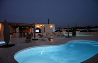 Auberge du Mas de la Feniere, Arles