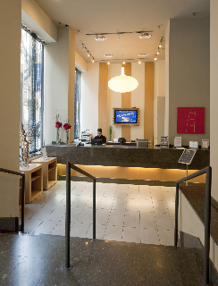 Lobby
 di Sagrada Familia