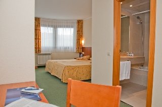 Room
 di HCC Ciutat de Berga