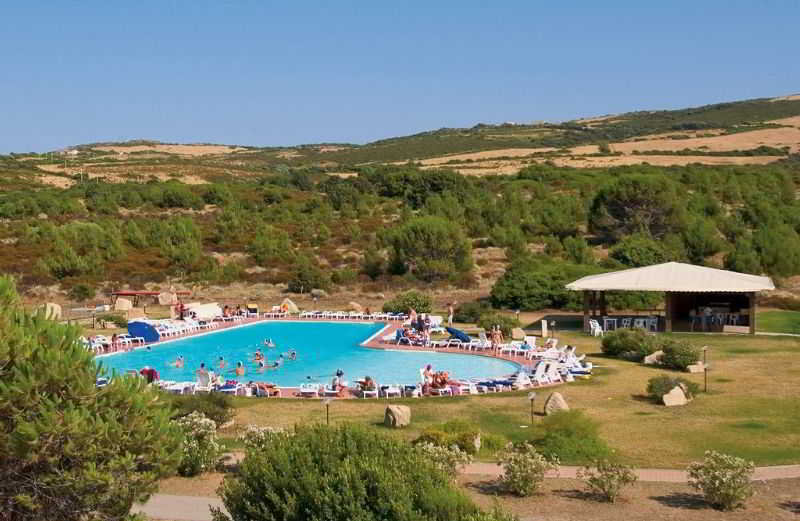 Pool
 di Grand Hotel Capo Boi