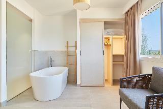 Invisa Hotel Cala Verde image 1