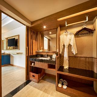 Room Room