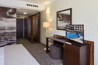Nobel Ultra All Inclusive - Free Beach Access