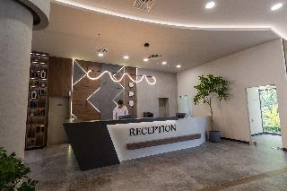 Park hotel Golden Beach