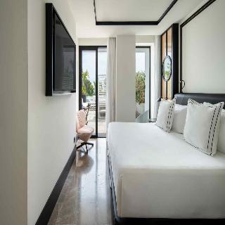 Room Room