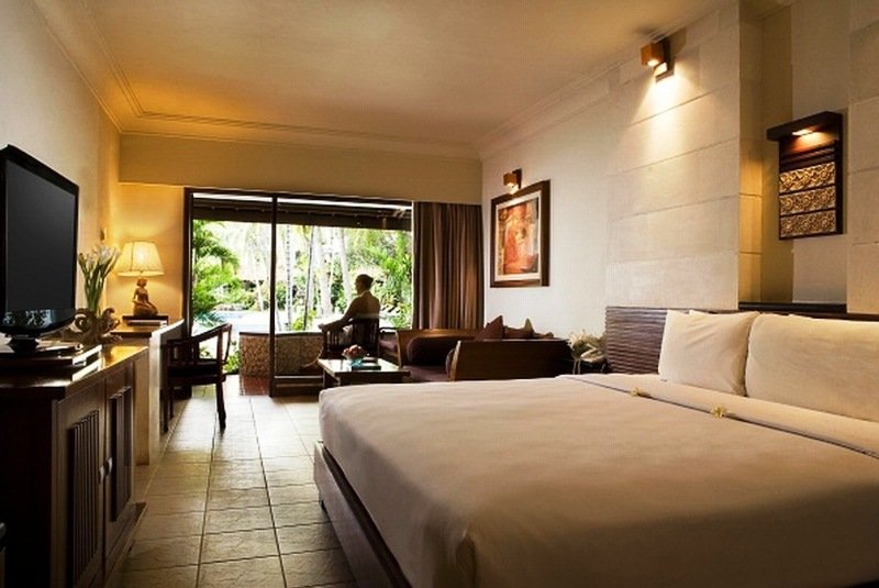 Room thumbnail 1