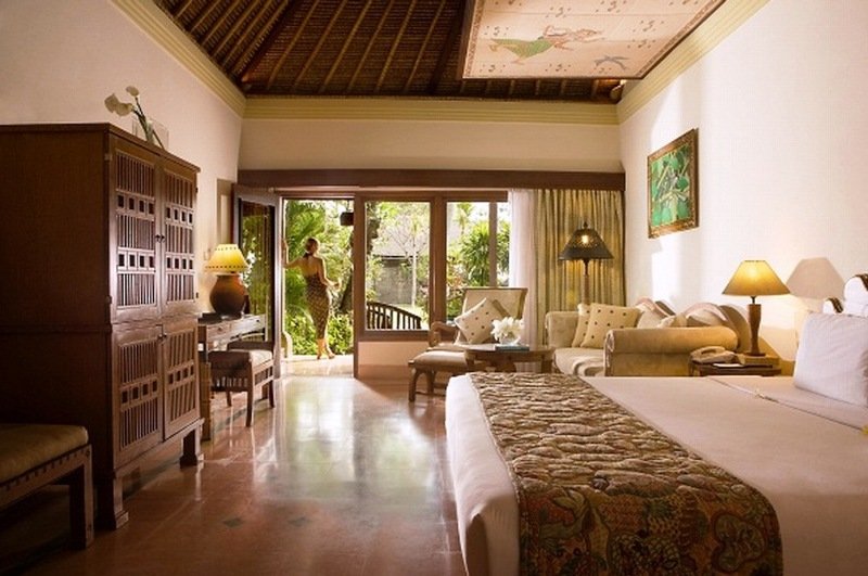 Room thumbnail 2