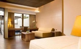 Room thumbnail 3