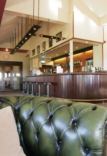 Bar
 di The Suffolk Golf and Spa Hotel