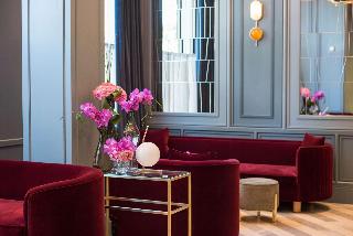 The Trafalgar, Londyn