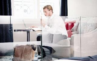 The Trafalgar, Londyn