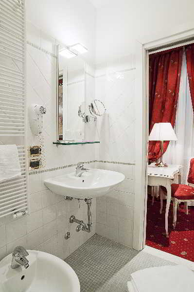 Room
 di Al Graspo de Ua