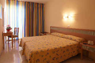 Room
 di AzuLine H. Pacific