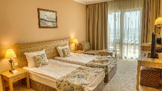 DIT Evrika Beach Club Hotel