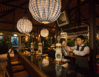 Bar
 di Imperial Mae Ping Hotel, Chiang Mai