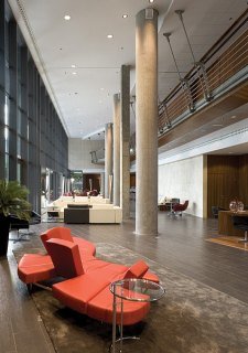 Lobby
 di Pullman Barcelona Skipper