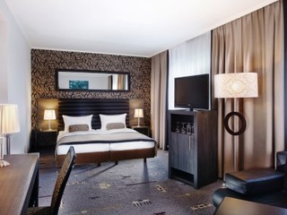 Room thumbnail 16