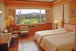 GOLF VIEW Room