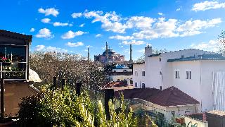 Sude Konak