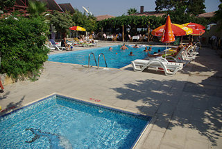 Pool
 di Leda Beach Hotel