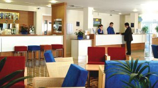 Lobby
 di Holiday Inn Express London Limehouse