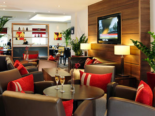 Bar
 di Holiday Inn Express Birmingham Oldbury M5/Jct.2