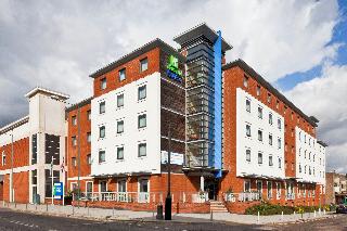 Holiday Inn Express Stevenage